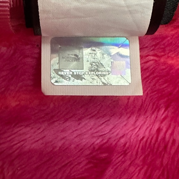 The North Face Girls Pink Fuzzy Lightweight Fleece Jacket 14 16 - Picture 2 of 8